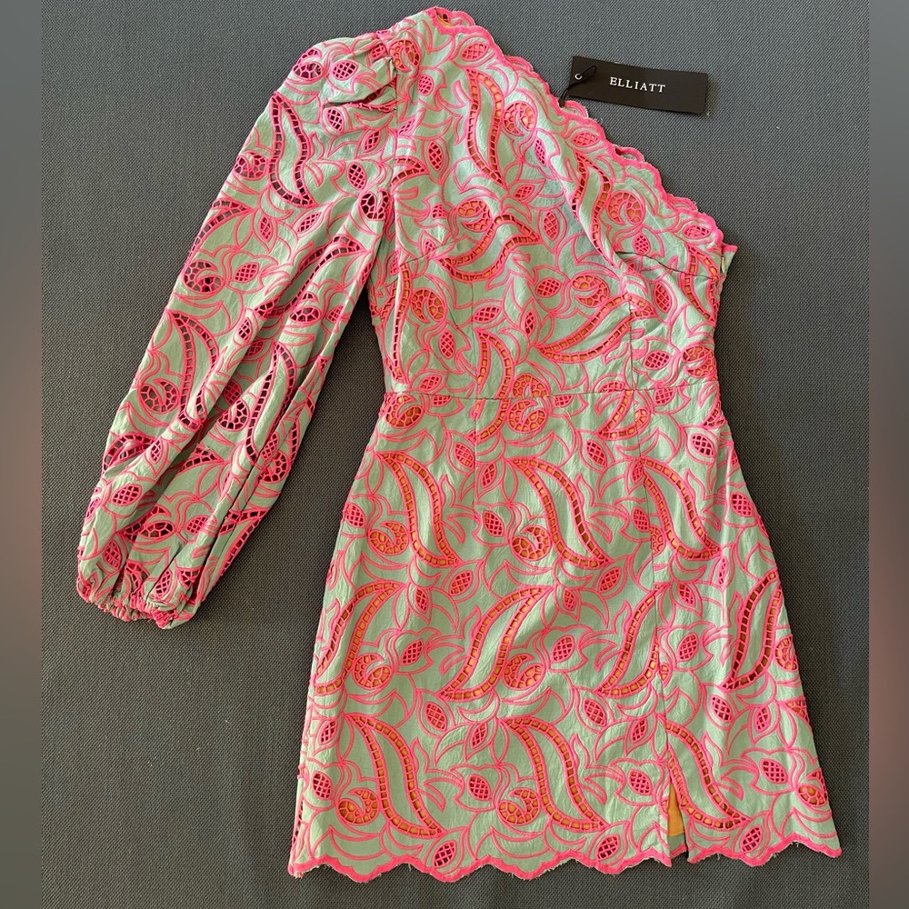Elliatt Derive Dress, Teal and Pink, NWT, Small